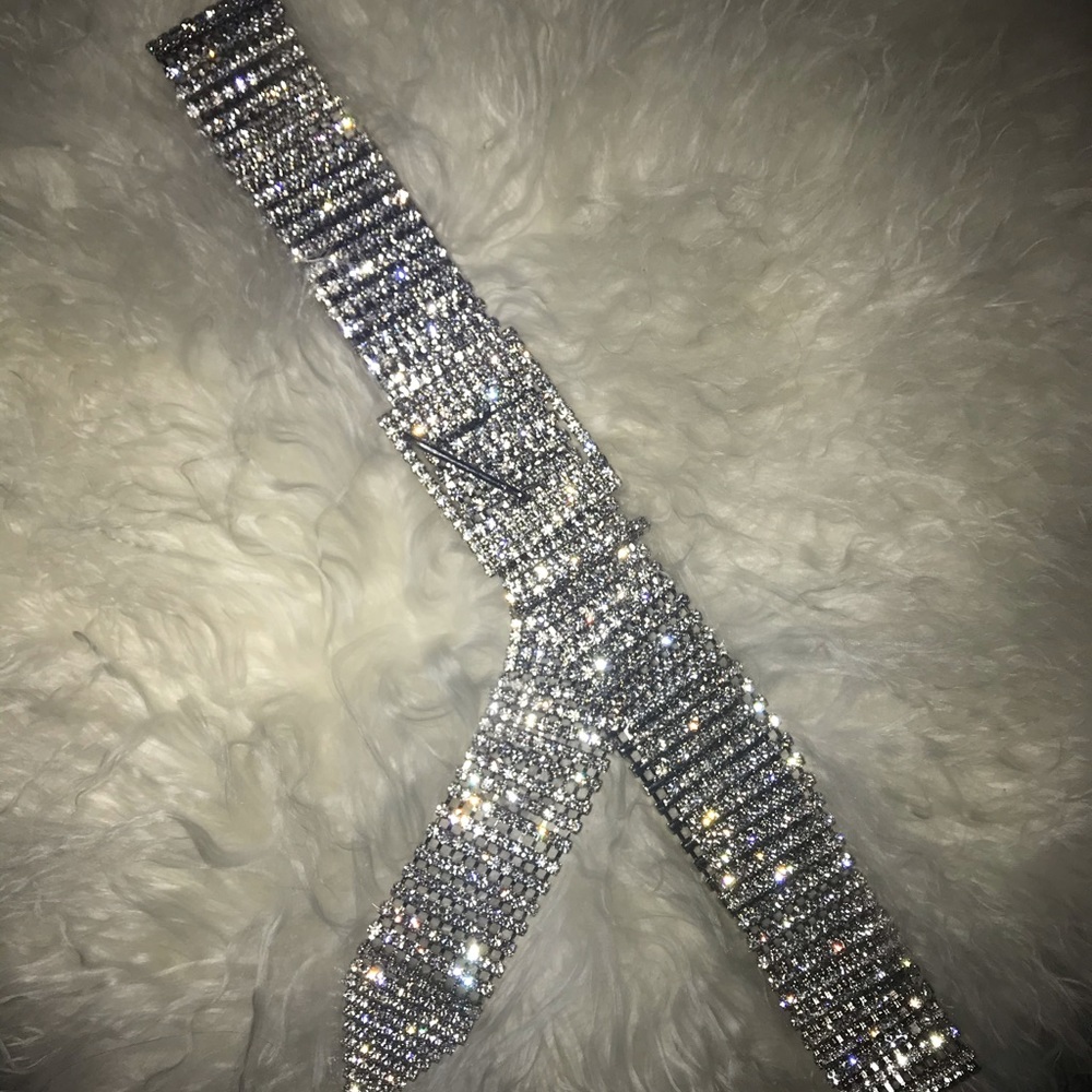 Luxury rhinestone belt (B-low the belt) 💕